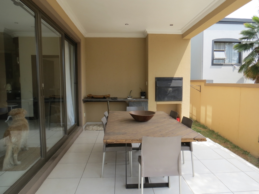 4 Bedroom Property for Sale in Greenstone Hill Gauteng