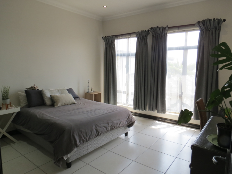 4 Bedroom Property for Sale in Greenstone Hill Gauteng