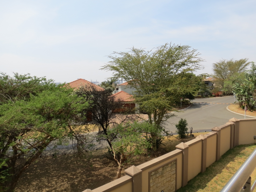 4 Bedroom Property for Sale in Greenstone Hill Gauteng