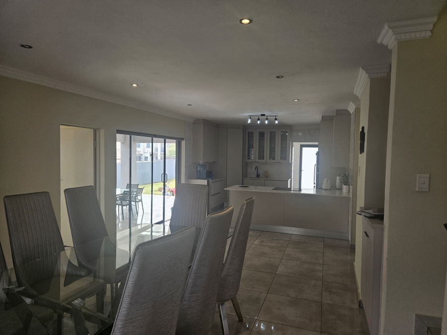 3 Bedroom Property for Sale in Pebble Rock Golf Village Gauteng