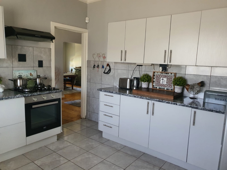 To Let 3 Bedroom Property for Rent in Rothdene Gauteng