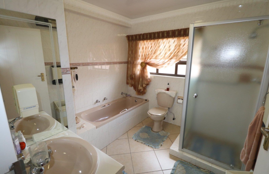 4 Bedroom Property for Sale in Meyersdal Gauteng