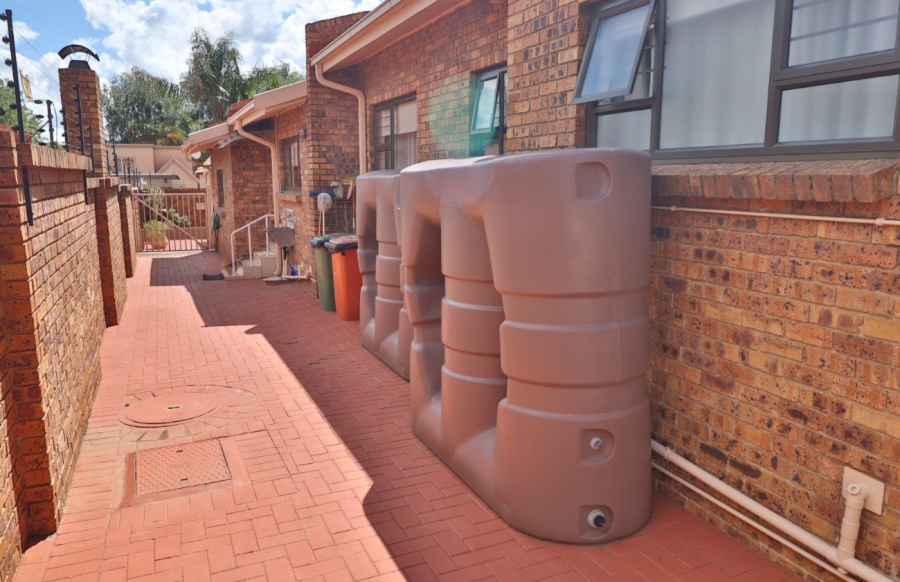 4 Bedroom Property for Sale in Meyersdal Gauteng