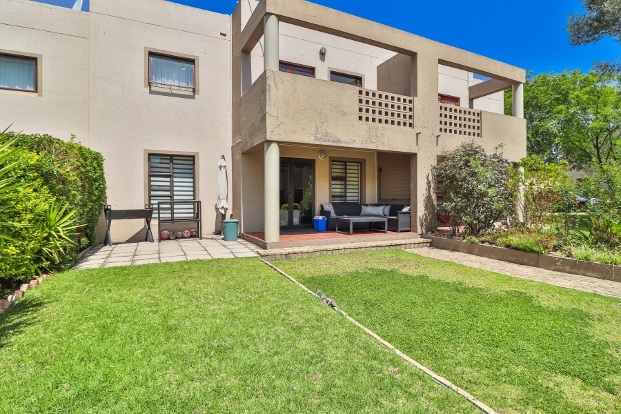 2 Bedroom Property for Sale in New Market Gauteng