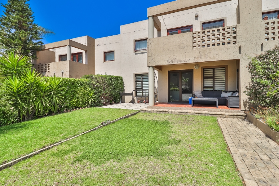 2 Bedroom Property for Sale in New Market Gauteng