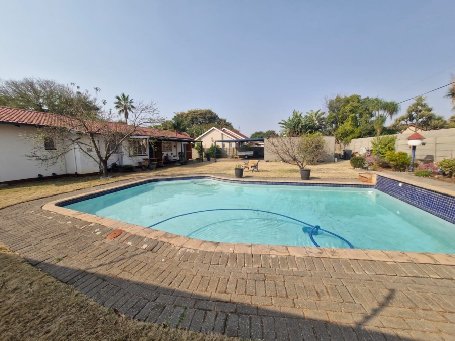 3 Bedroom Property for Sale in Sinoville Gauteng