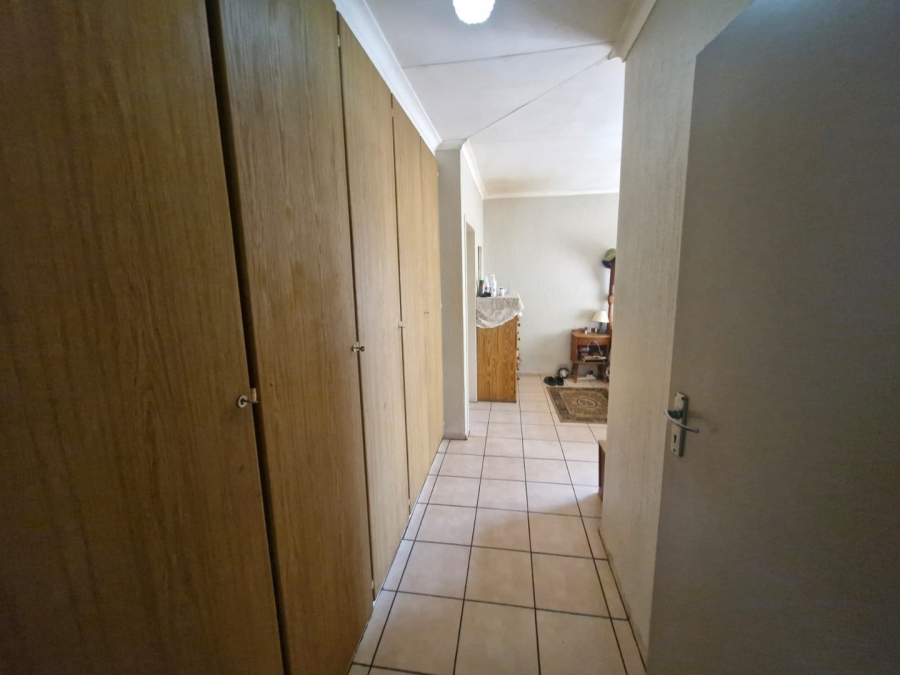 3 Bedroom Property for Sale in Sinoville Gauteng