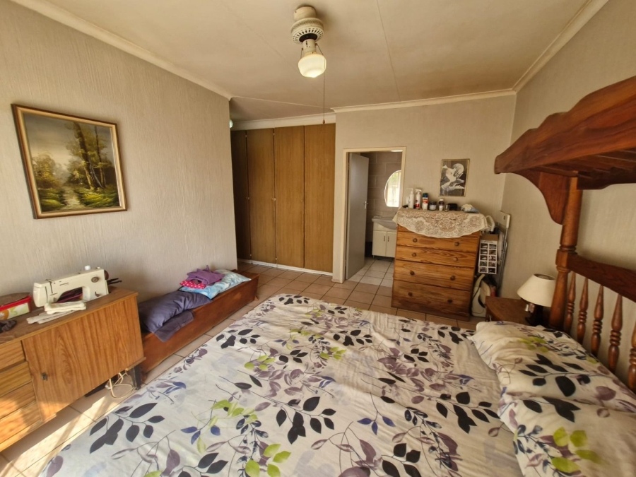 3 Bedroom Property for Sale in Sinoville Gauteng