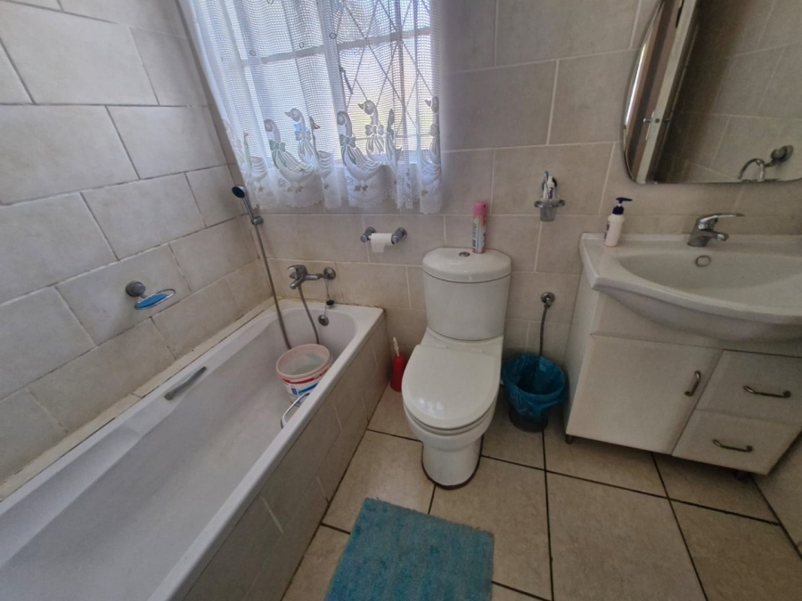 3 Bedroom Property for Sale in Sinoville Gauteng