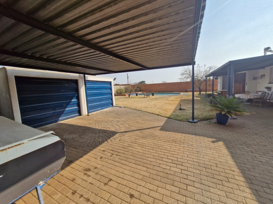 3 Bedroom Property for Sale in Sinoville Gauteng