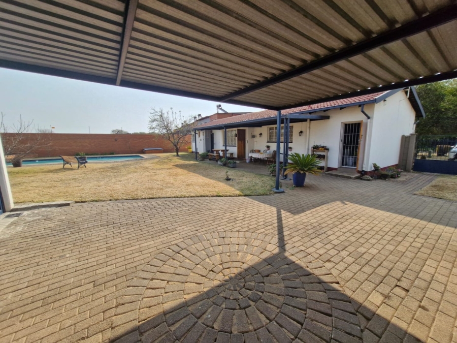 3 Bedroom Property for Sale in Sinoville Gauteng