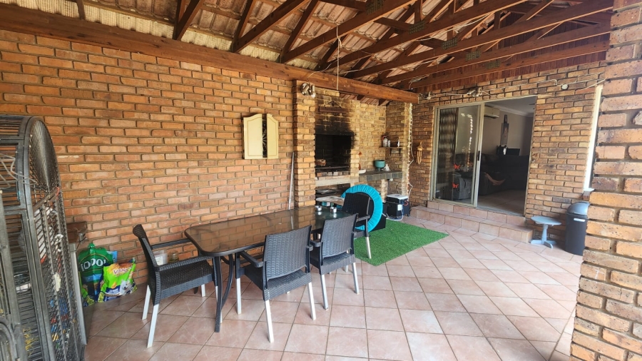 3 Bedroom Property for Sale in Doornpoort Gauteng