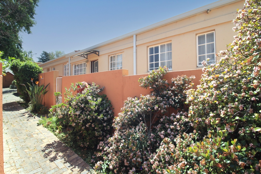 2 Bedroom Property for Sale in Weltevreden Park Gauteng