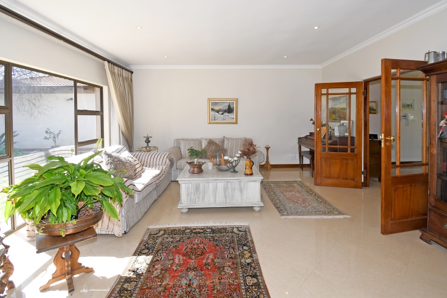 4 Bedroom Property for Sale in Bryanston Gauteng