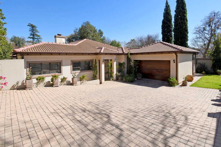 4 Bedroom Property for Sale in Bryanston Gauteng