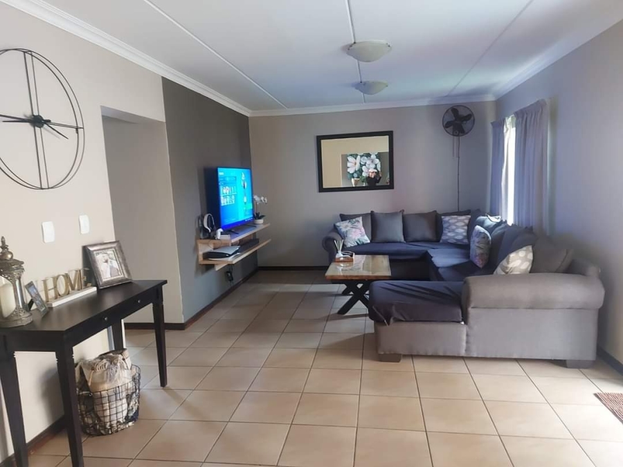 3 Bedroom Property for Sale in Riversdale Gauteng