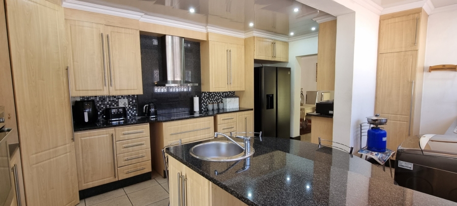 4 Bedroom Property for Sale in Sunward Park Gauteng