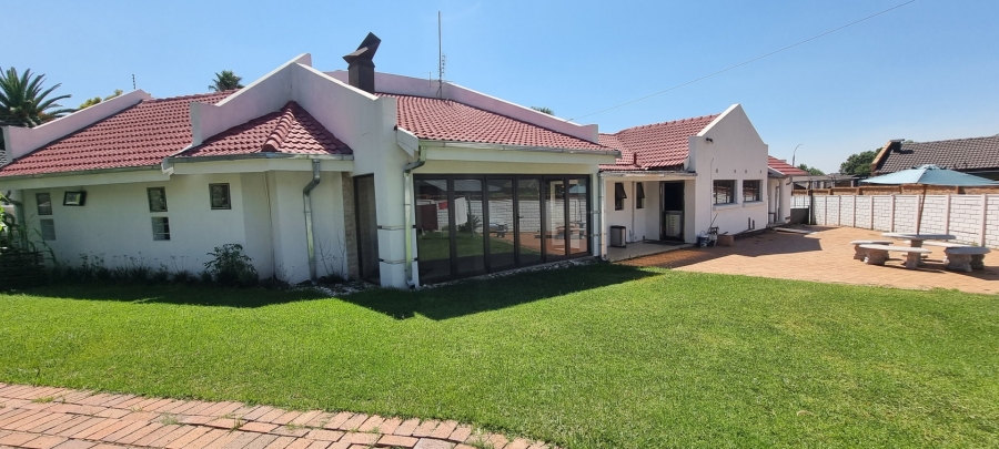 4 Bedroom Property for Sale in Sunward Park Gauteng