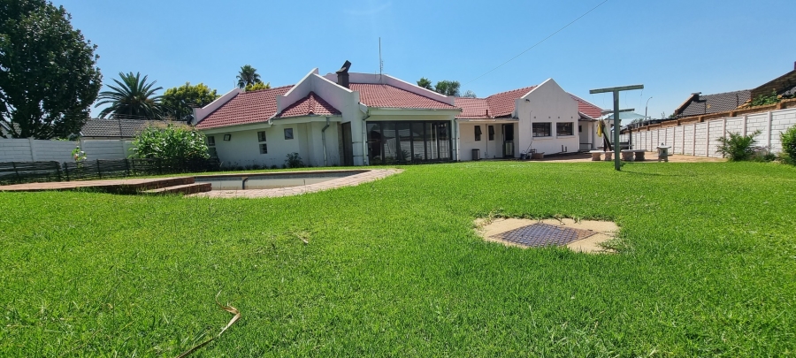 4 Bedroom Property for Sale in Sunward Park Gauteng