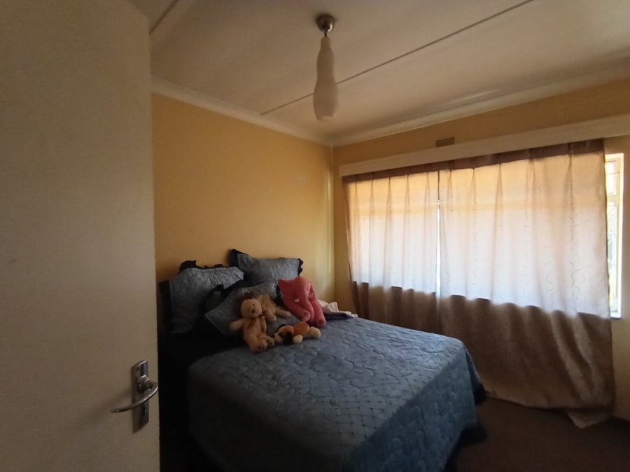 3 Bedroom Property for Sale in Selcourt Gauteng