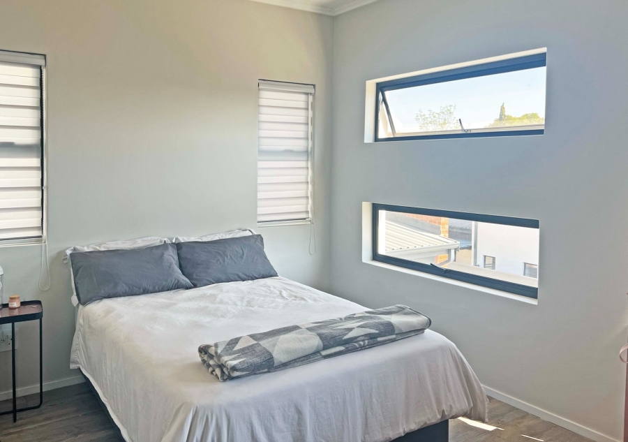 To Let 2 Bedroom Property for Rent in Bryanston Gauteng