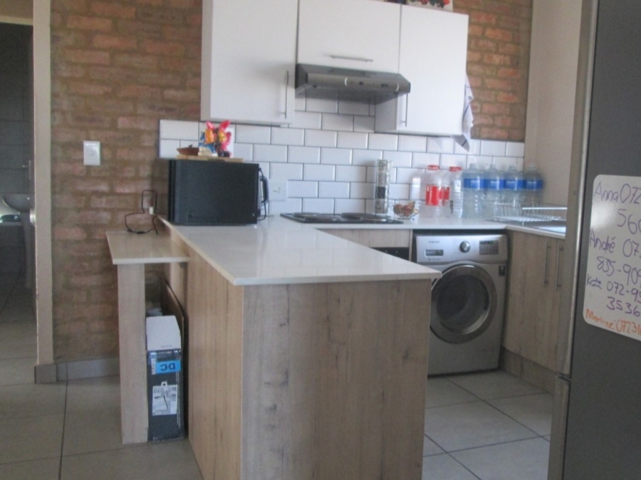 2 Bedroom Property for Sale in Pomona Gauteng