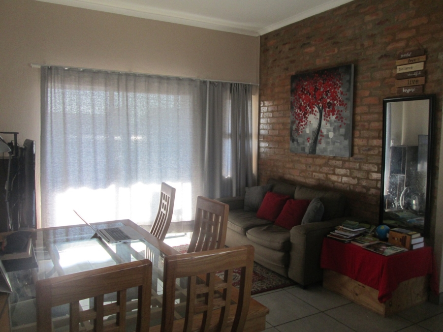 2 Bedroom Property for Sale in Pomona Gauteng