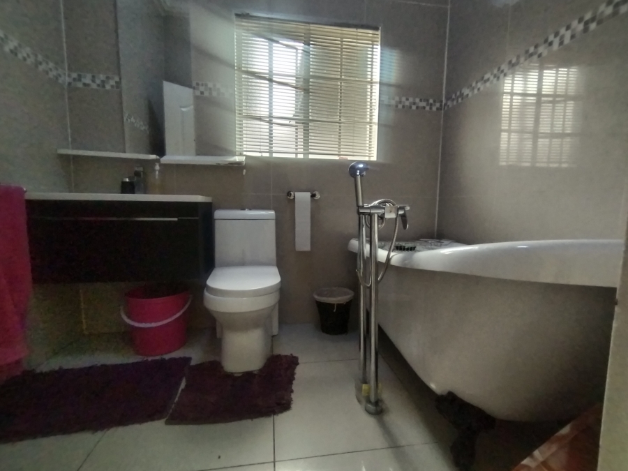 3 Bedroom Property for Sale in Edendale Gauteng