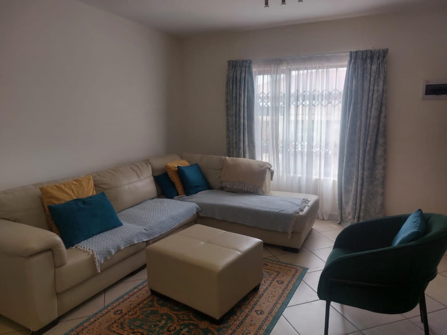 2 Bedroom Property for Sale in The Reeds Gauteng