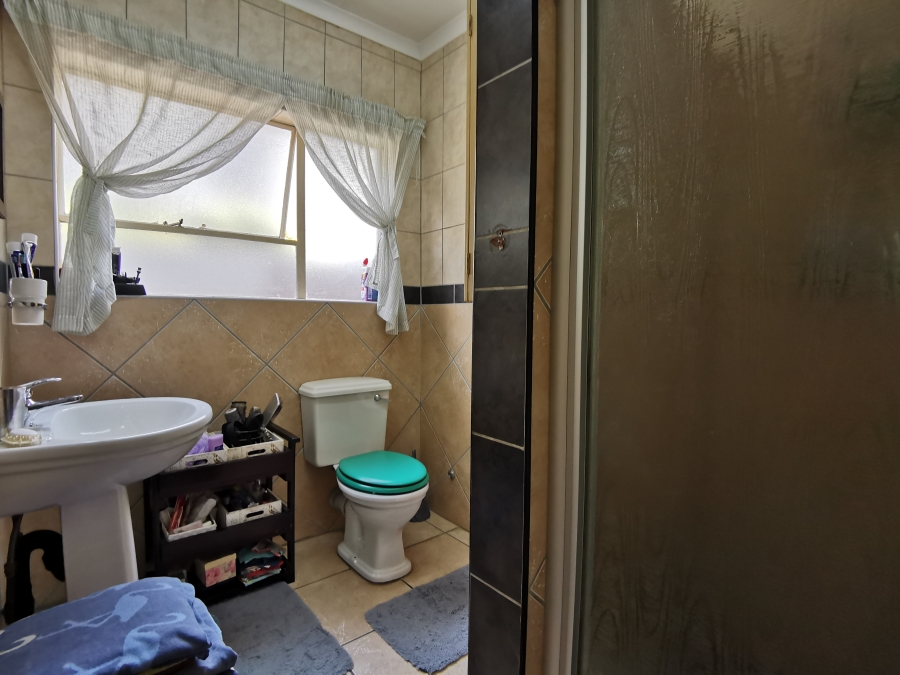 3 Bedroom Property for Sale in Van Riebeeck Park Gauteng