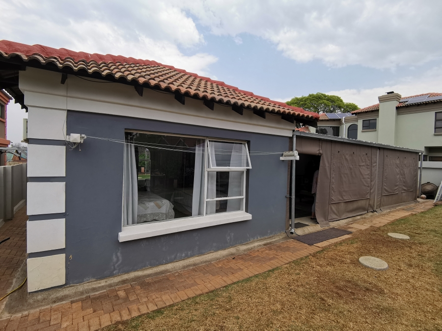 3 Bedroom Property for Sale in Van Riebeeck Park Gauteng