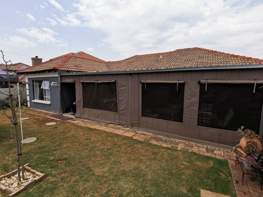 3 Bedroom Property for Sale in Van Riebeeck Park Gauteng