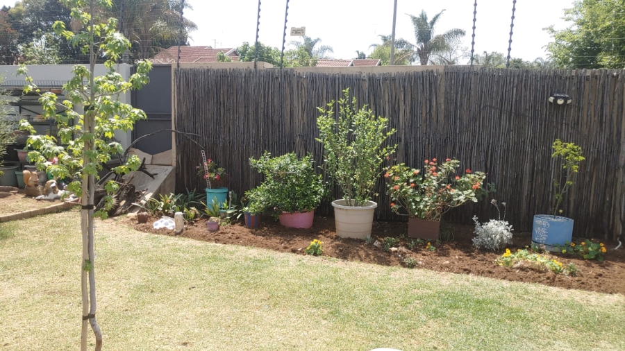 3 Bedroom Property for Sale in Van Riebeeck Park Gauteng