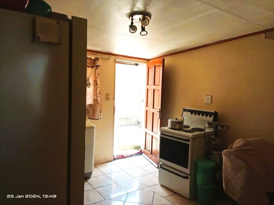 2 Bedroom Property for Sale in Tsakane Gauteng