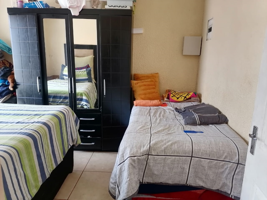 2 Bedroom Property for Sale in Tsakane Gauteng