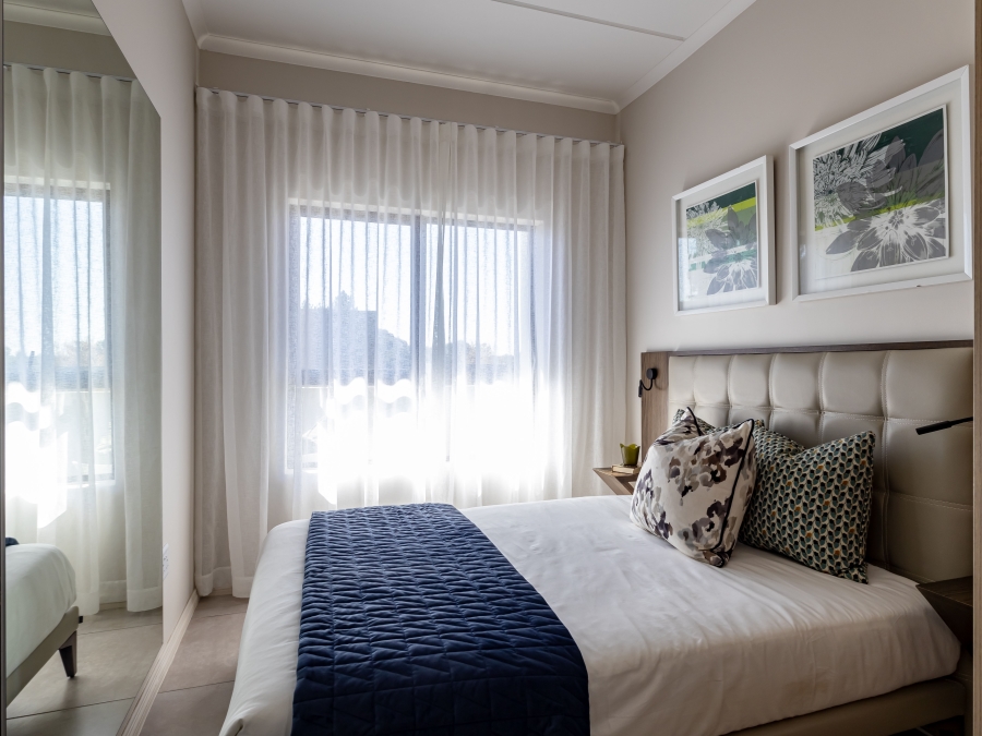 2 Bedroom Property for Sale in Erand Gardens Gauteng