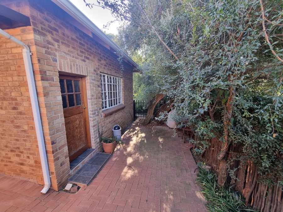 5 Bedroom Property for Sale in Thornhill Estate Gauteng