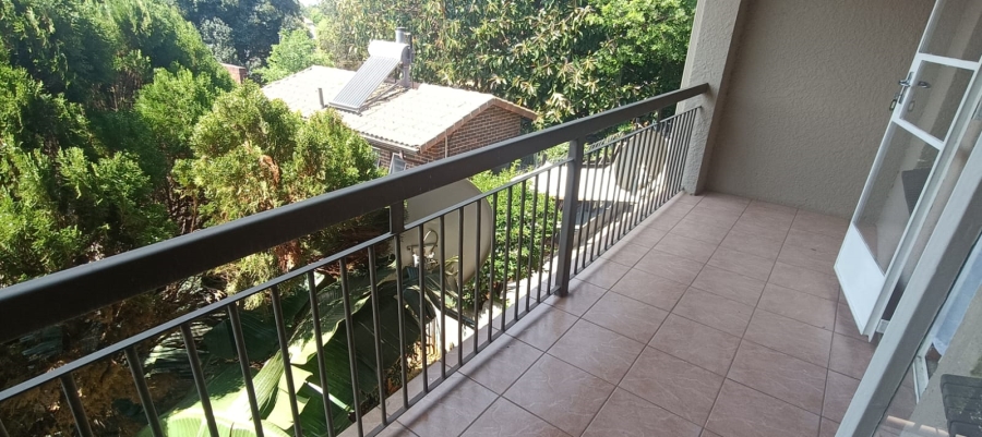 To Let 2 Bedroom Property for Rent in Fairland Gauteng