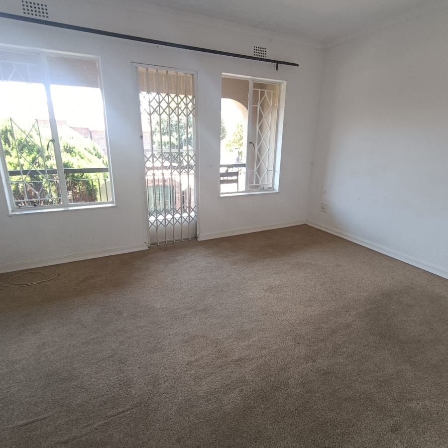 To Let 2 Bedroom Property for Rent in Fairland Gauteng