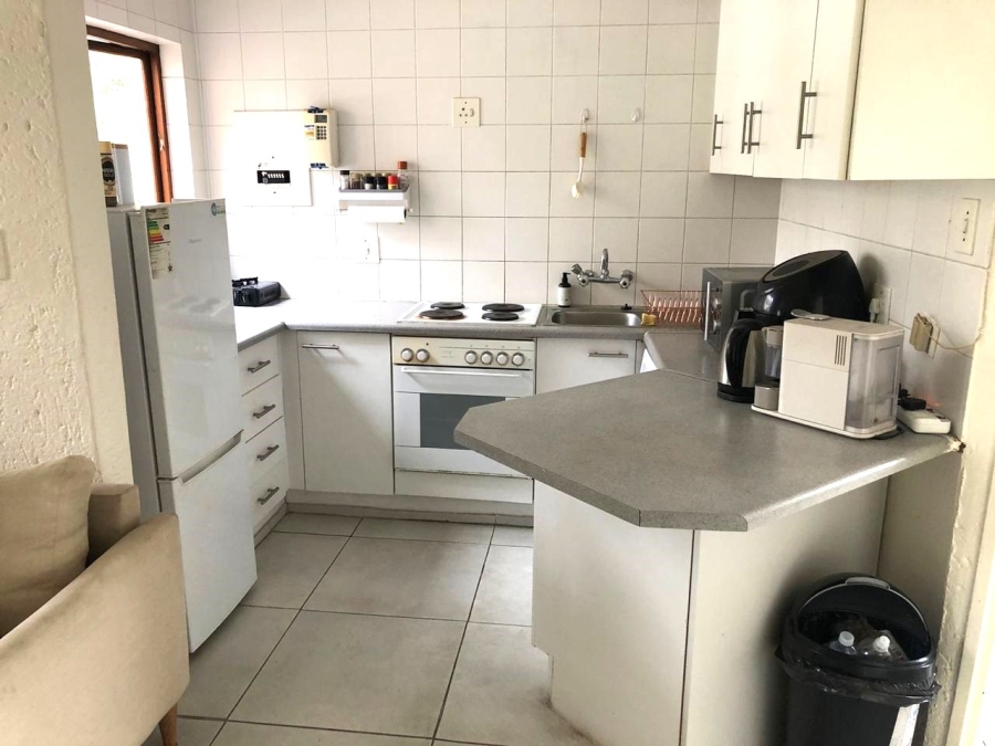 To Let 1 Bedroom Property for Rent in Parktown North Gauteng