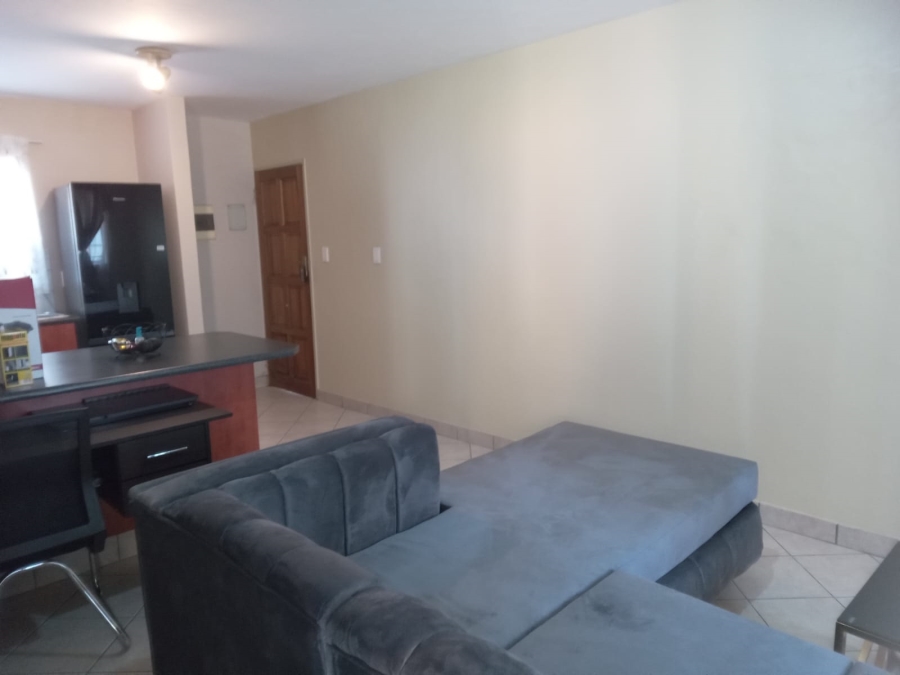 1 Bedroom Property for Sale in Vorna Valley Gauteng