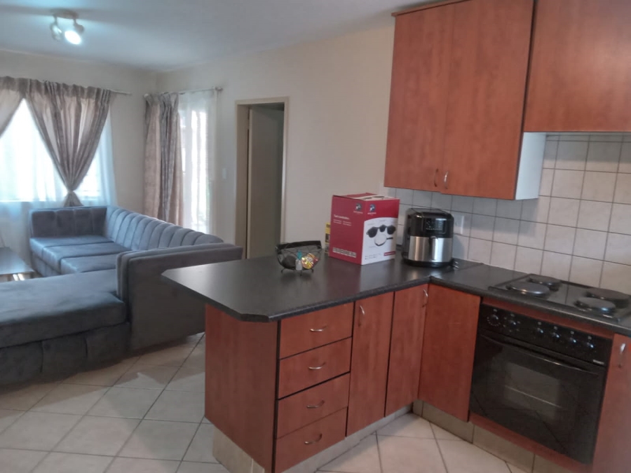 1 Bedroom Property for Sale in Vorna Valley Gauteng