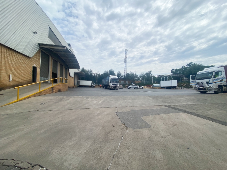 To Let commercial Property for Rent in Longmeadow Gauteng