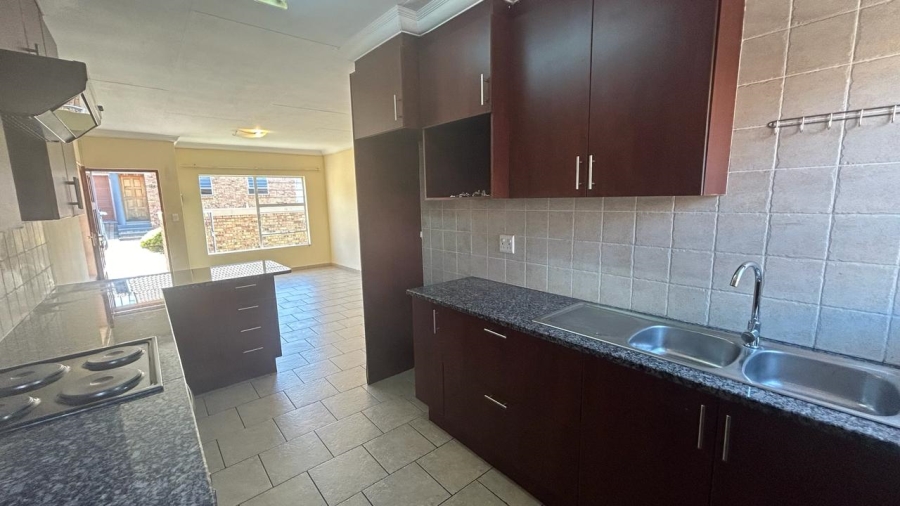 3 Bedroom Property for Sale in Bartlett Gauteng