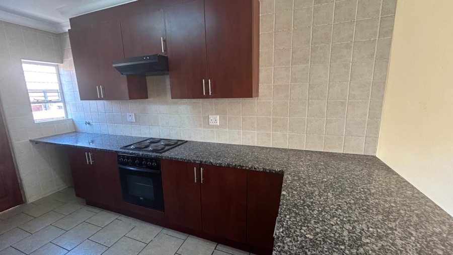 3 Bedroom Property for Sale in Bartlett Gauteng