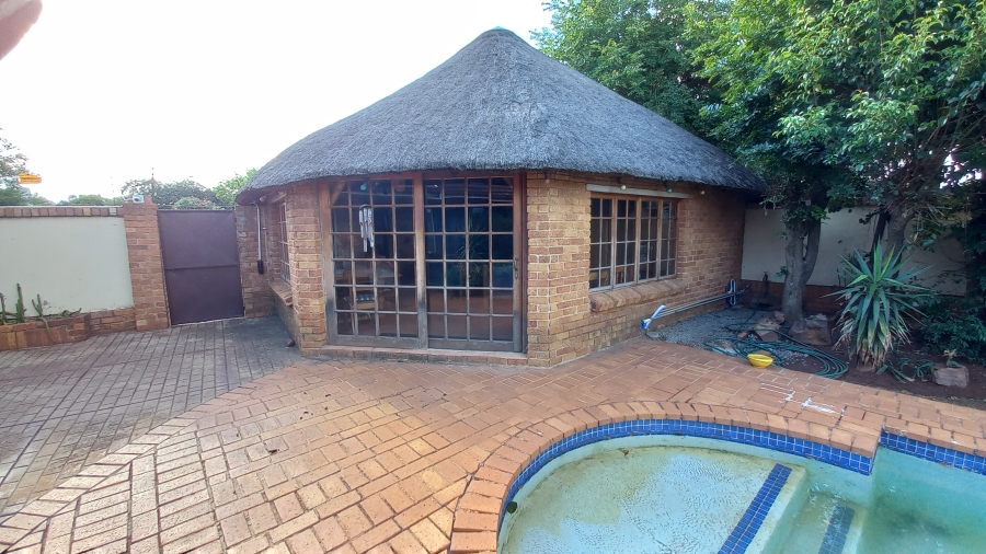 4 Bedroom Property for Sale in Parkdene Gauteng