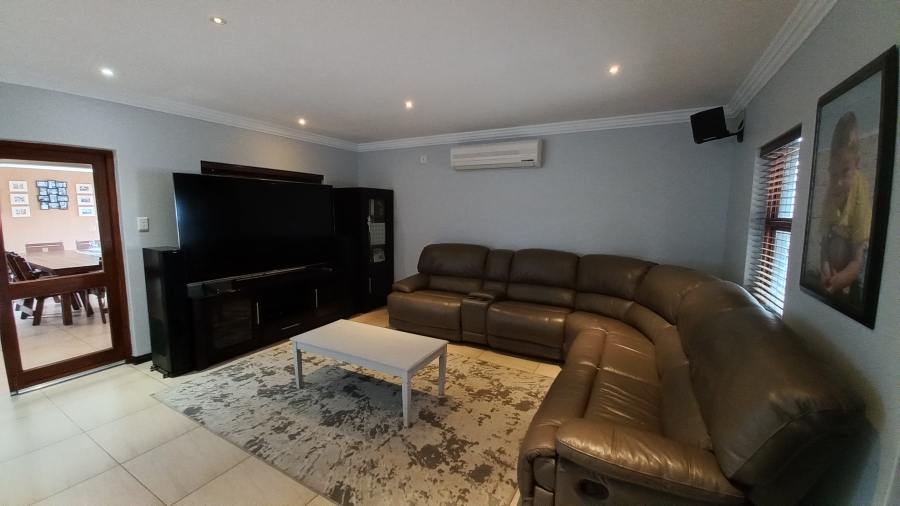 3 Bedroom Property for Sale in Parkrand Gauteng