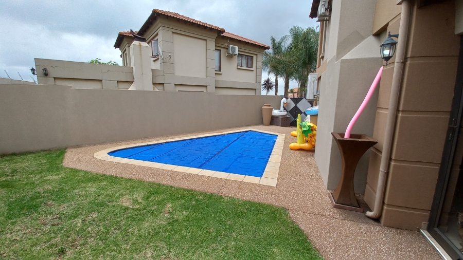 3 Bedroom Property for Sale in Parkrand Gauteng