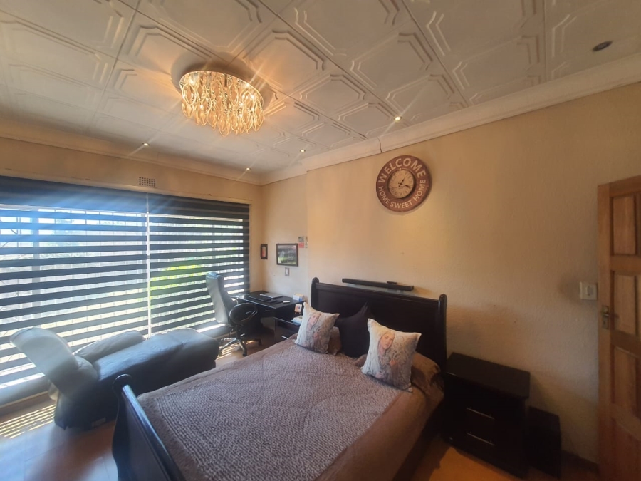 6 Bedroom Property for Sale in Dalpark Gauteng