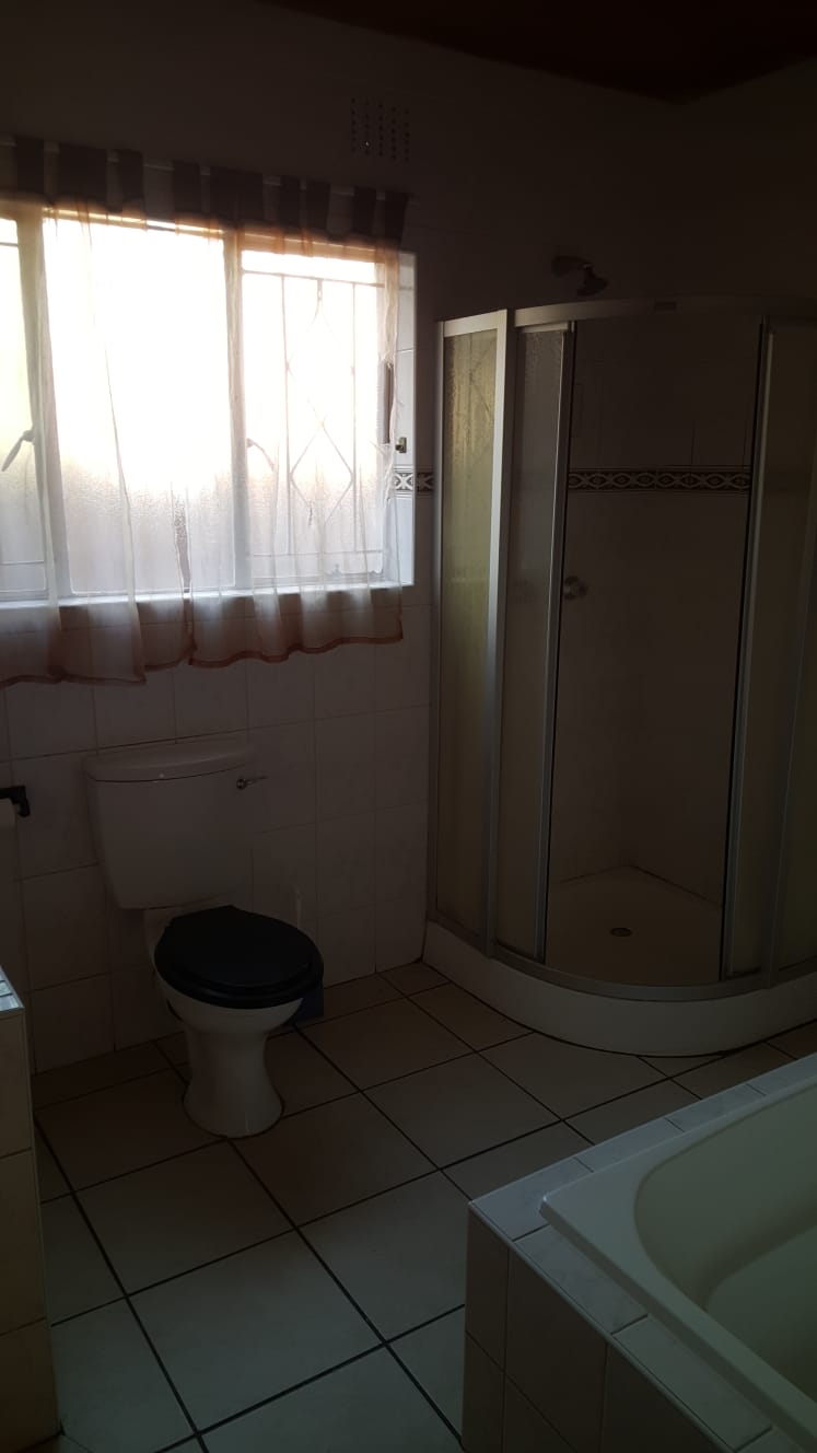 6 Bedroom Property for Sale in Dalpark Gauteng